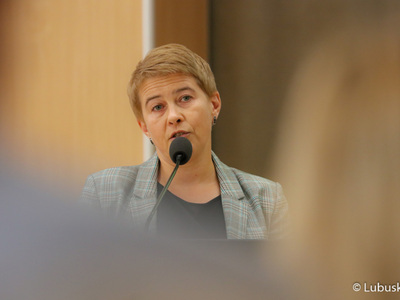 Dr hab. inż. Maria Mrówczyńska, prof UZ podczas Lubuskiego Forum Innowacji w Sali Kolumnowej urzędu marszałkowskiego w Zielonej Górze