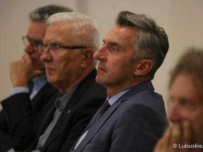 Poseł RP Waldemar Sługocki na debacie samorządowej w Muzeum Ziemi Lubuskiej w Zielonej Górze 