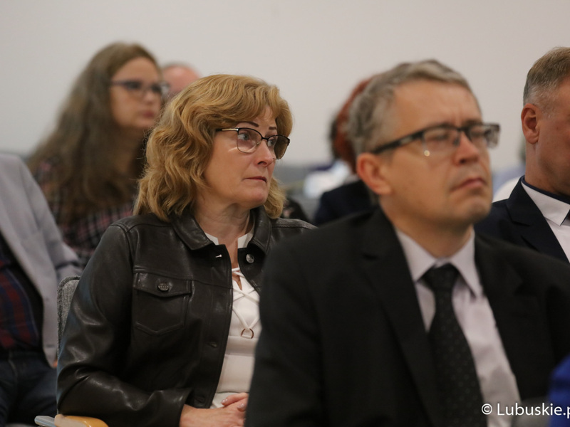 Uczestnicy debaty samorządowej w Muzeum Ziemi Lubuskiej w Zielonej Górze