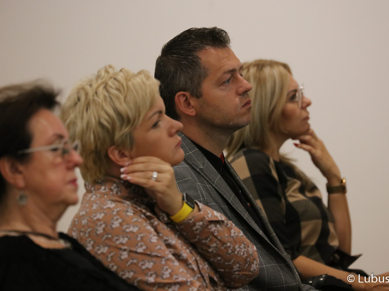 Uczestnicy debaty samorządowej w Muzeum Ziemi Lubuskiej w Zielonej Górze