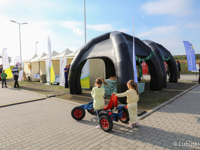Stoiska na Pikniku Zdrowia i Profilaktyki w Zaborze