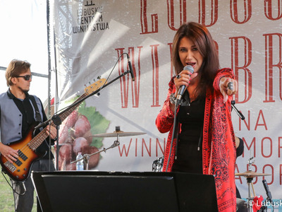 Występ zespołu Gedia Blues Band podczas winobrania na winnicy samorządowej w Zaborze 