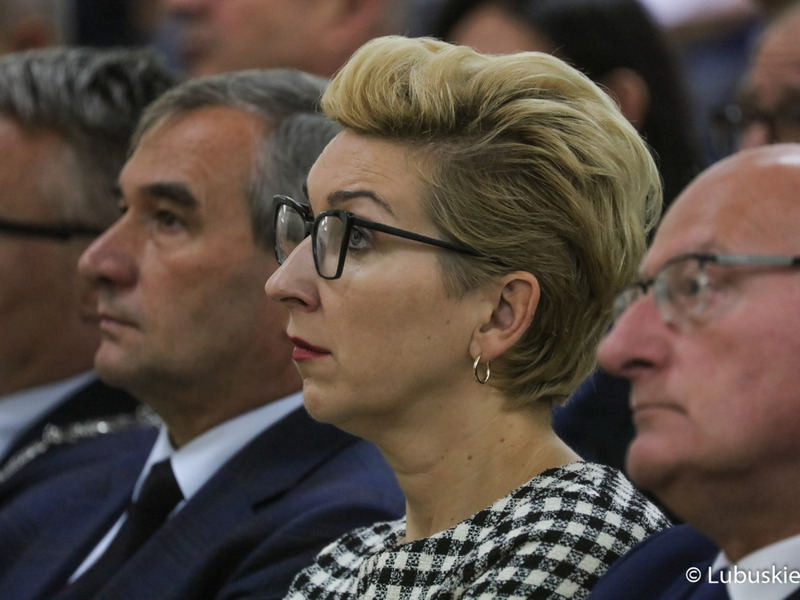 Posłanka RP Katarzyna Osos podczas inauguracji roku akademickiego na Uniwersytecie Zielonogórskim.