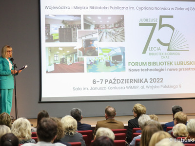 Uroczystość jubileuszu 75-lecia istnienia Wojewódzkiej i Miejskiej Biblioteki Publicznej im. Cypriana Norwida w Zielonej Górze. 