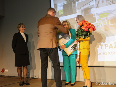 Uroczystość jubileuszu 75-lecia istnienia Wojewódzkiej i Miejskiej Biblioteki Publicznej im. Cypriana Norwida w Zielonej Górze. 