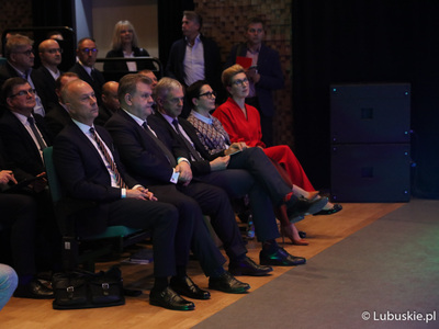 Uczestnicy pierwszego dnia Kongresu Gospodarczego Lubuskie 2022 w Centrum Kreatywnej Kultury przy zielonogórskim Regionalnym Centrum Animacji Kultury 