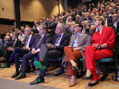 Uczestnicy pierwszego dnia Kongresu Gospodarczego Lubuskie 2022 w Centrum Kreatywnej Kultury przy zielonogórskim Regionalnym Centrum Animacji Kultury 