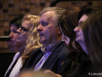 Uczestnicy pierwszego dnia Kongresu Gospodarczego Lubuskie 2022 w Centrum Kreatywnej Kultury przy zielonogórskim Regionalnym Centrum Animacji Kultury 