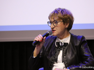 Marszałek Elżbieta Anna Polak podczas pierwszego dnia Kongresu Gospodarczego Lubuskie 2022 w Centrum Kreatywnej Kultury przy zielonogórskim Regionalnym Centrum Animacji Kultury 