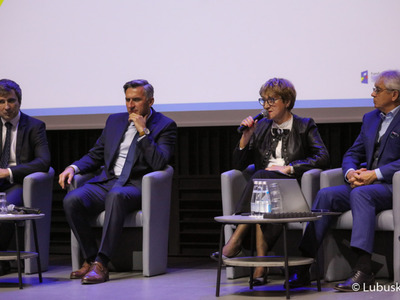 Uczestnicy pierwszego dnia Kongresu Gospodarczego Lubuskie 2022 w Centrum Kreatywnej Kultury przy zielonogórskim Regionalnym Centrum Animacji Kultury 