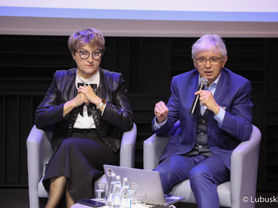 Uczestnicy pierwszego dnia Kongresu Gospodarczego Lubuskie 2022 w Centrum Kreatywnej Kultury przy zielonogórskim Regionalnym Centrum Animacji Kultury 