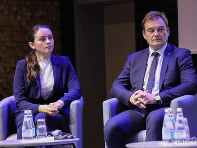 Uczestnicy pierwszego dnia Kongresu Gospodarczego Lubuskie 2022 w Centrum Kreatywnej Kultury przy zielonogórskim Regionalnym Centrum Animacji Kultury 
