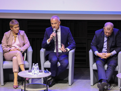 Uczestnicy pierwszego dnia Kongresu Gospodarczego Lubuskie 2022 w Centrum Kreatywnej Kultury przy zielonogórskim Regionalnym Centrum Animacji Kultury 