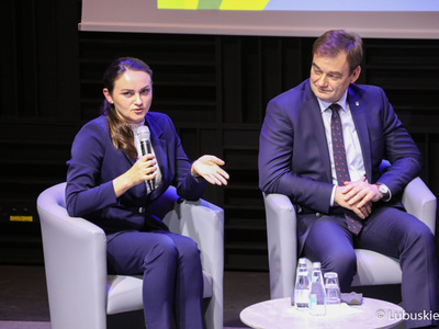 Uczestnicy pierwszego dnia Kongresu Gospodarczego Lubuskie 2022 w Centrum Kreatywnej Kultury przy zielonogórskim Regionalnym Centrum Animacji Kultury 