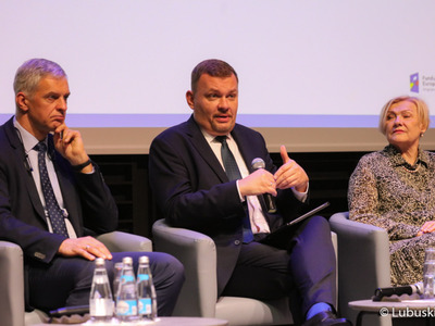 Uczestnicy pierwszego dnia Kongresu Gospodarczego Lubuskie 2022 w Centrum Kreatywnej Kultury przy zielonogórskim Regionalnym Centrum Animacji Kultury 
