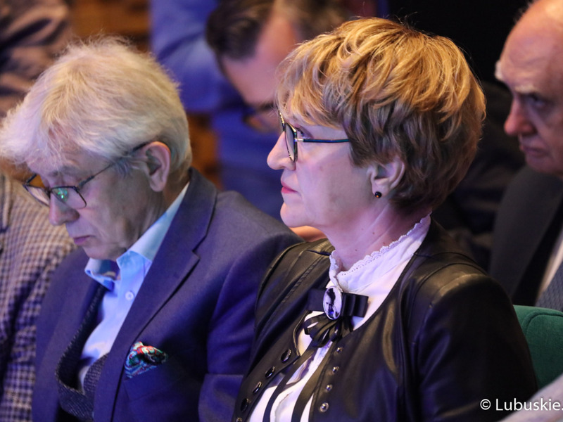 Marszałek Elżbieta Anna Polak podczas pierwszego dnia Kongresu Gospodarczego Lubuskie 2022 w Centrum Kreatywnej Kultury przy zielonogórskim Regionalnym Centrum Animacji Kultury