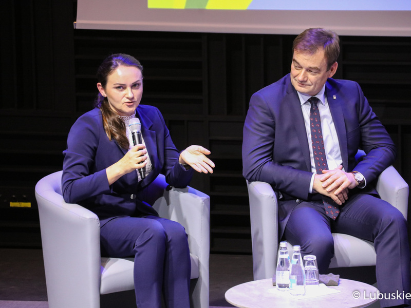 Uczestnicy pierwszego dnia Kongresu Gospodarczego Lubuskie 2022 w Centrum Kreatywnej Kultury przy zielonogórskim Regionalnym Centrum Animacji Kultury