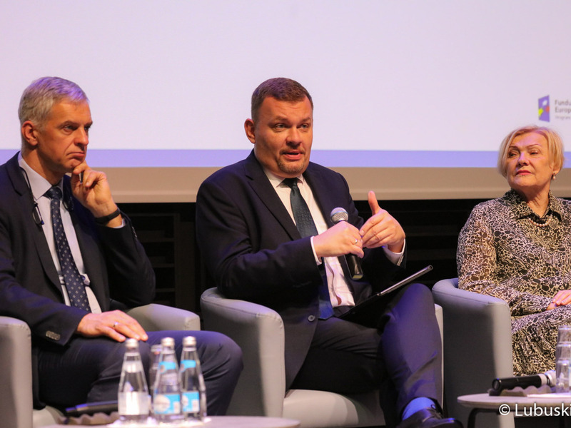 Uczestnicy pierwszego dnia Kongresu Gospodarczego Lubuskie 2022 w Centrum Kreatywnej Kultury przy zielonogórskim Regionalnym Centrum Animacji Kultury