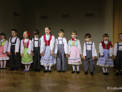 Występ dzieci z Lubuskiego Zespołu Pieśni i Tańca 