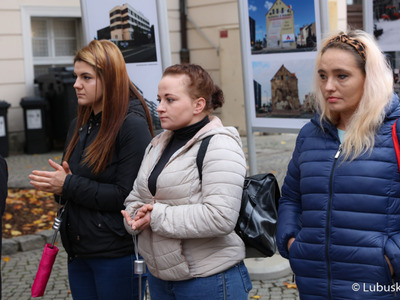 Uczestniczki Różowego Marszu w Zielonej Górze