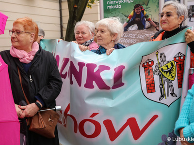 Uczestniczki Różowego Marszu w Zielonej Górze