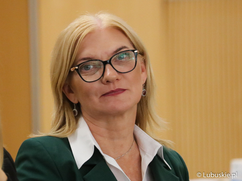 Radna wojewódzka Małgorzata Paluch-Słowińska podczas październikowej sesji Sejmiku Województwa Lubuskiego