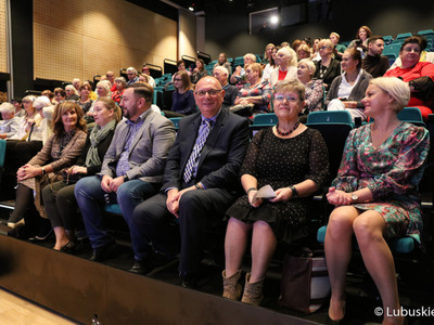Uczestnicy konferencji „Aktywna Kobieta Wiejska 2022” w Centrum Kreatywnej Kultury przy Regionalnym Centrum Animacji Kultury w Zielonej Górze