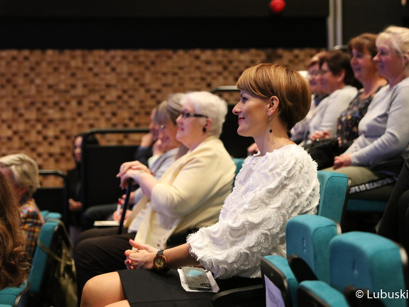 Uczestniczki konferencji „Aktywna Kobieta Wiejska 2022” w Centrum Kreatywnej Kultury przy Regionalnym Centrum Animacji Kultury w Zielonej Górze
