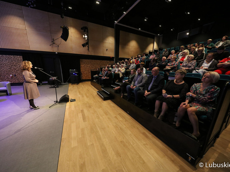 Konferencja „Aktywna Kobieta Wiejska 2022” w Centrum Kreatywnej Kultury przy Regionalnym Centrum Animacji Kultury w Zielonej Górze