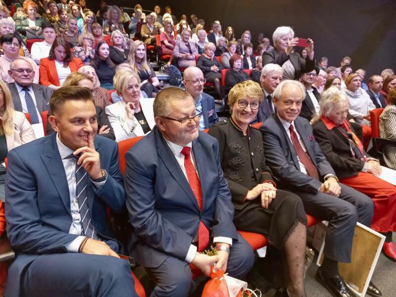 20-lecie Europejskiej Unii Kobiet - Sekcji Polskiej. Panel dyskusyjny pod hasłem: „Czy samorząd jest mężczyzną?”