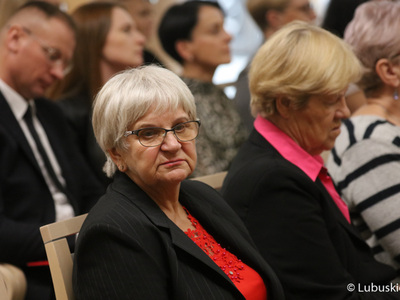 Uczestnicy obrad Ogólnopolskiego Porozumienia Rad Seniorów w urzędzie marszałkowskim w Zielonej Górze