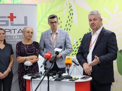 2 listopada 2022 r. rozpoczęły się przenosiny oddziałów zielonogórskiego Szpitala Uniwersyteckiego do Centrum Zdrowia Matki i Dziecka. Z tej okazji odbył się briefing prasowy. 