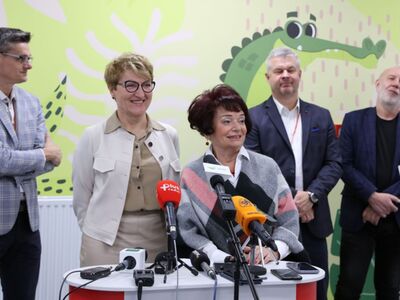 2 listopada 2022 r. rozpoczęły się przenosiny oddziałów zielonogórskiego Szpitala Uniwersyteckiego do Centrum Zdrowia Matki i Dziecka. Z tej okazji odbył się briefing prasowy. 