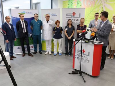 2 listopada 2022 r. rozpoczęły się przenosiny oddziałów zielonogórskiego Szpitala Uniwersyteckiego do Centrum Zdrowia Matki i Dziecka. Z tej okazji odbył się briefing prasowy. 