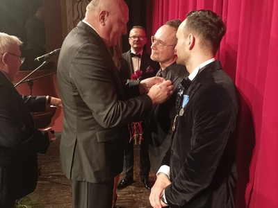 W Teatrze im. Juliusza Osterwy w Gorzowie Wlkp. odbyła się gala z okazji jubileuszu 75-lecia Stali Gorzów. W trakcie wydarzenia Bartosz Zmarzlik i Krzysztof Orzeł otrzymali Odznaki Honorowe za Zasługi dla Województwa Lubuskiego.