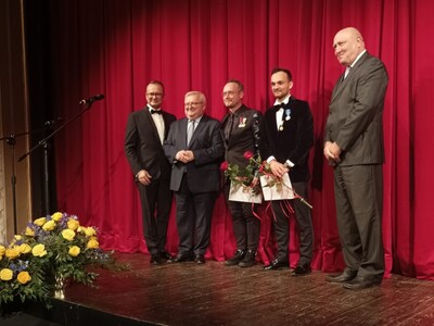 W Teatrze im. Juliusza Osterwy w Gorzowie Wlkp. odbyła się gala z okazji jubileuszu 75-lecia Stali Gorzów. W trakcie wydarzenia Bartosz Zmarzlik i Krzysztof Orzeł otrzymali Odznaki Honorowe za Zasługi dla Województwa Lubuskiego.