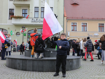 Uczestnicy Marszu Niepodległości w Zielonej Górze