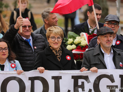 Uczestnicy Marszu Niepodległości w Zielonej Górze