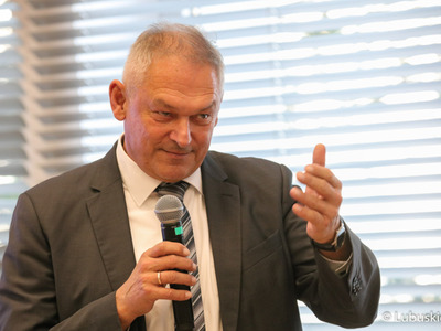 Uczestnik spotkania zespołu do spraw rewitalizacji Odry
