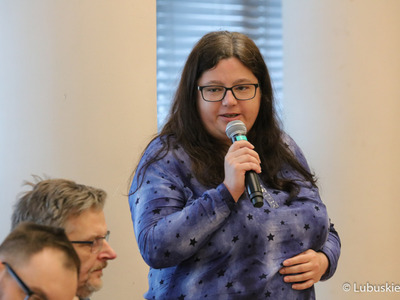 Uczestniczka spotkania zespołu do spraw rewitalizacji Odry
