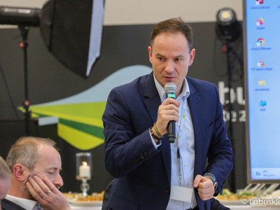 Dyrektor Biura Współpracy zagranicznej UMWL Radosław Brodzik