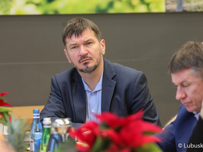 Spotkanie rady klinicystów w sali prasowej Urzędu Marszałkowskiego Województwa Lubuskiego w Zielonej Górze