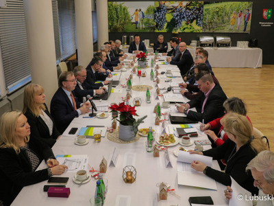 Posiedzenie plenarne Wojewódzkiej Rady Dialogu Społecznego w województwie lubuskim