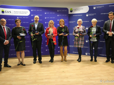 Urząd Statystyczny w Zielonej Górze świętował swoje 60-lecie istnienia w Zielonogórskiej Palmiarni. Uroczystość zakończyła się wręczeniem odznaczeń dla najbardziej zasłużonych pracowników Urzędu Statystycznego w Zielonej Górze.
