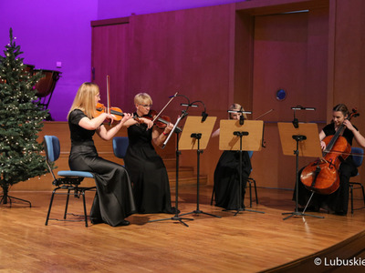 Koncert podczas uroczystości wręczenia dyplomów stypendystom pilotażowego programu stypendialnego Lubuscy Zawodowcy 