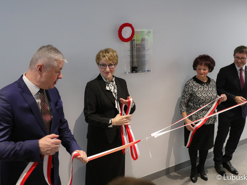 Uroczyste, oficjalne otwarcie Centrum Zdrowia Matki i Dziecka w Zielonej Górze