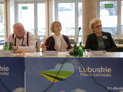 Uczestnicy obrad VI sesji Lubuskiego Sejmiku Seniorów