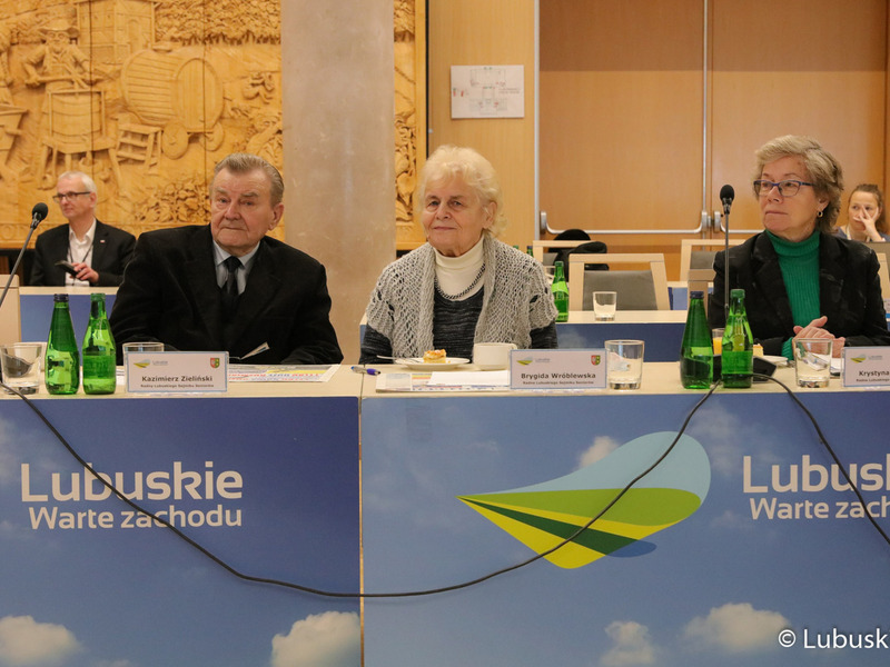 Uczestnicy obrad VI sesji Lubuskiego Sejmiku Seniorów