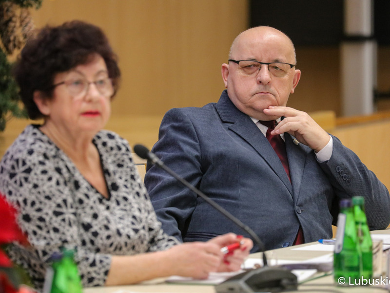 Uczestnicy obrad VI sesji Lubuskiego Sejmiku Seniorów