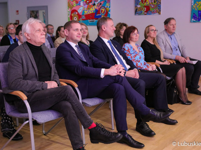 Uroczystość wręczenia stypendiów naukowych, twórczych i artystycznych Marszałka Województwa Lubuskiego oraz stypendiów motywacyjnych dla studentów wyższych uczelni z terenu województwa lubuskiego. 